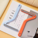 Escova Removedora de Pelos Reutilizável – Para Roupas, Sofás, Carpetes e Tecidos (Sem Danificar)